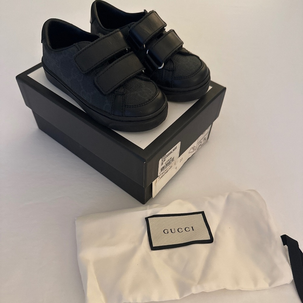 Kids Gucci Velcro shoes